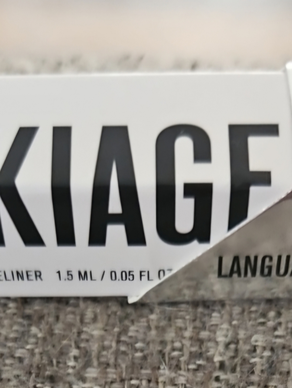 IL MAKIAGE Black and White Eyeliner Box